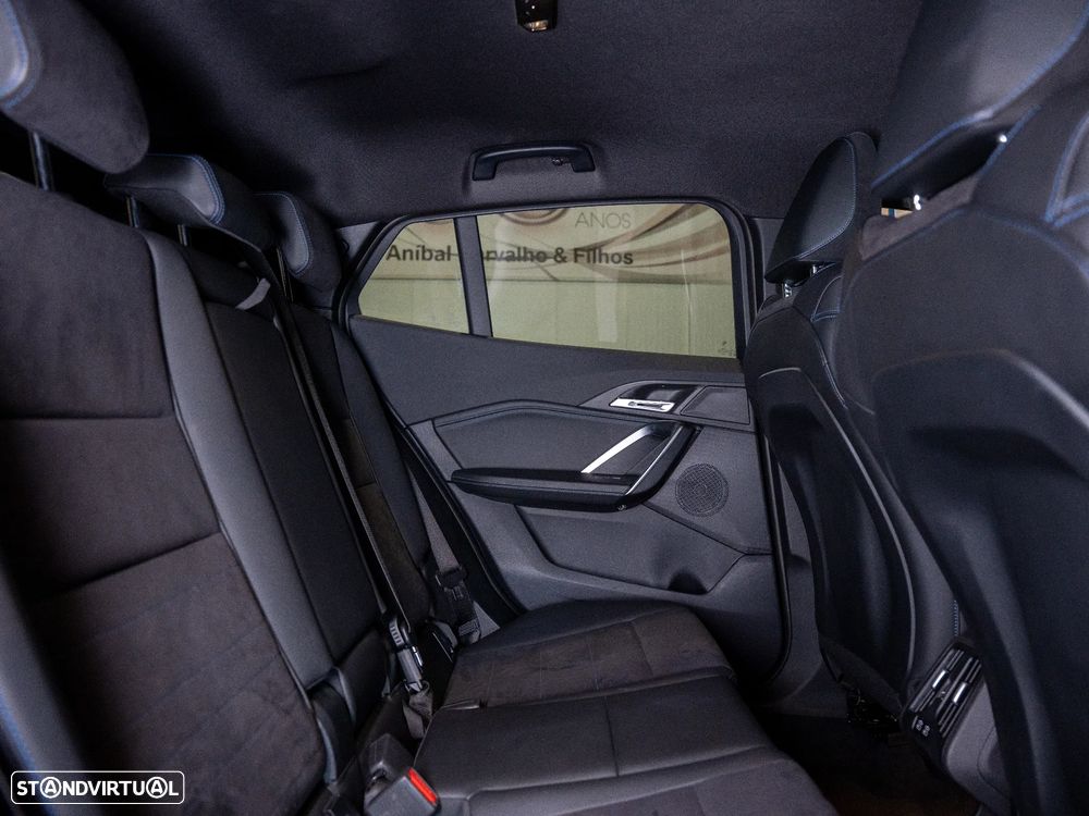 BMW X2 18 d sDrive Auto Pack M - 17