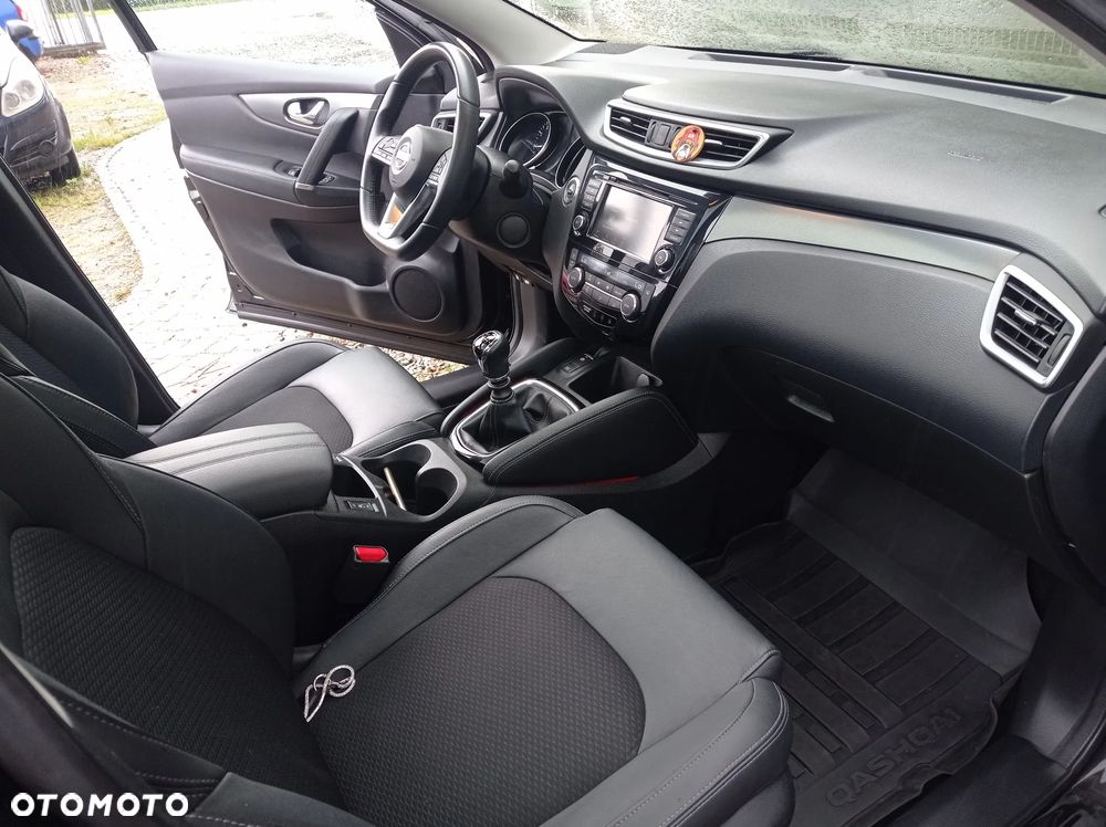 Nissan Qashqai - 13
