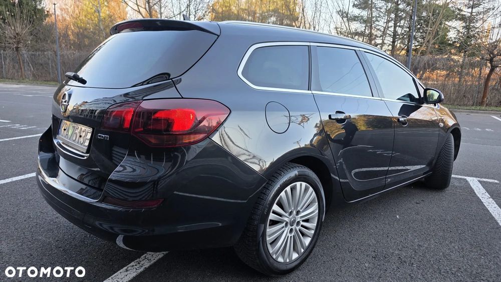 Opel Astra ver-2-0-cdti-cosmo - 3