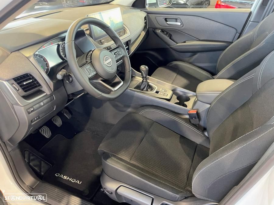 Nissan Qashqai 1.3 DIG-T Engage - 9