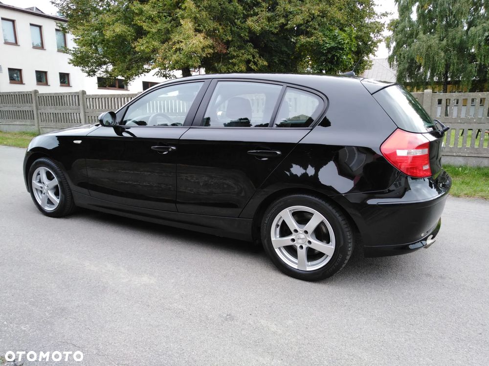 BMW Seria 1 118d DPF - 4