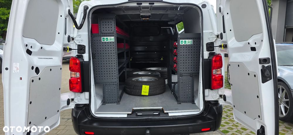 Opel VIVARO L3H1 2.0 145KM AUTOMAT 8-biegów - 33