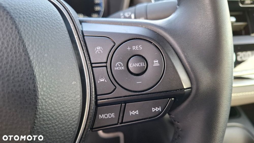 Toyota Corolla 1.8 Hybrid Comfort - 21