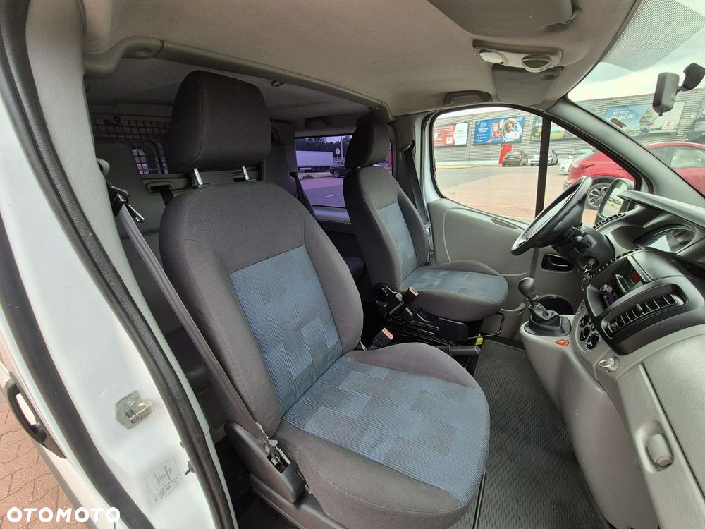 Renault Trafic - 15