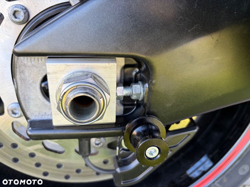 Yamaha FZ8 - 21