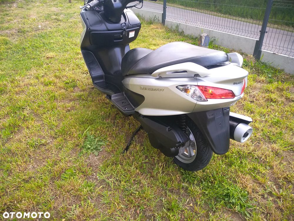 Suzuki Burgman - 5