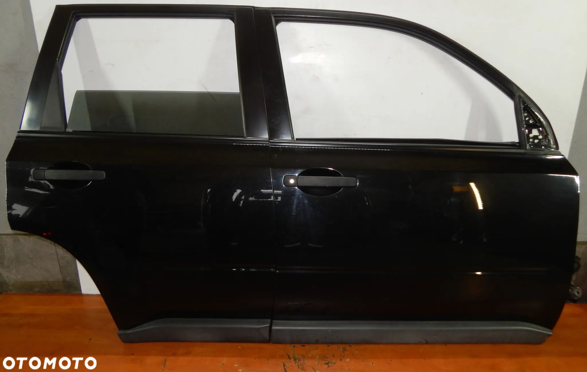 Drzwi prawy przód tył Nissan X-Trail xtrail T31 07-13 G41 czarne Łuków części - 1