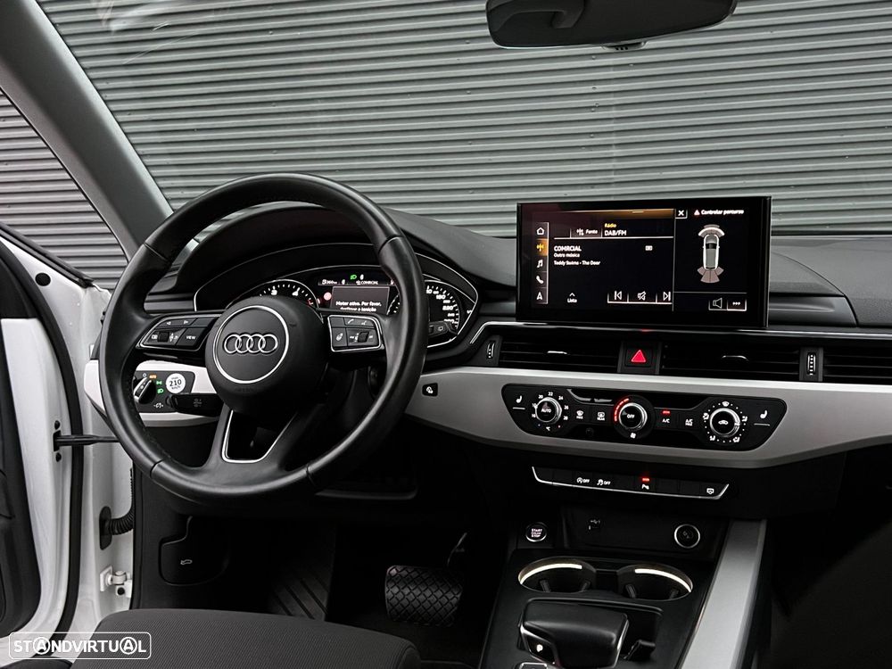 Audi A4 Avant 30 TDI S line S tronic - 18