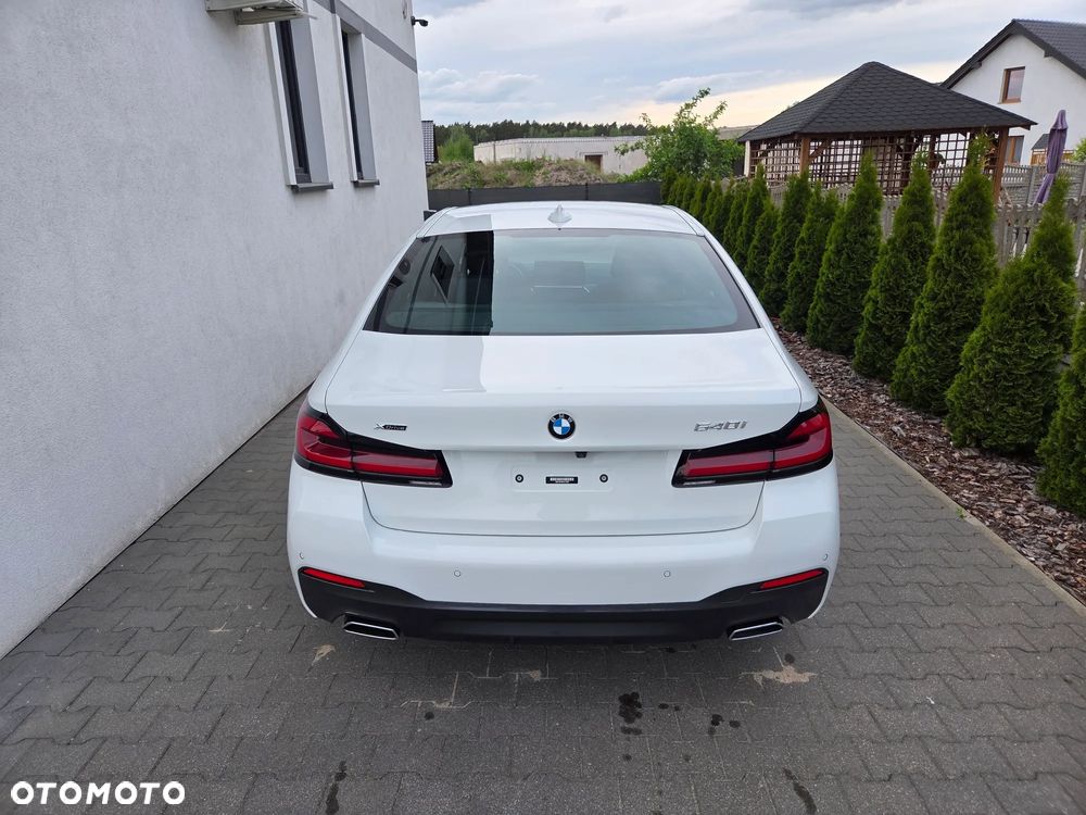BMW Seria 5 540i xDrive M Sport Edition - 11