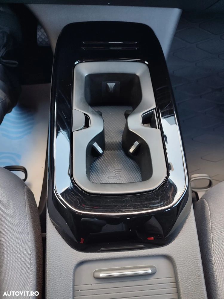 Volkswagen ID.4 - 19