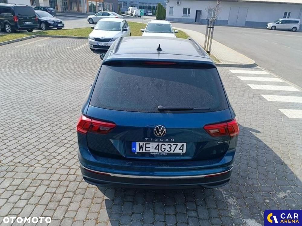 Volkswagen Tiguan - 11
