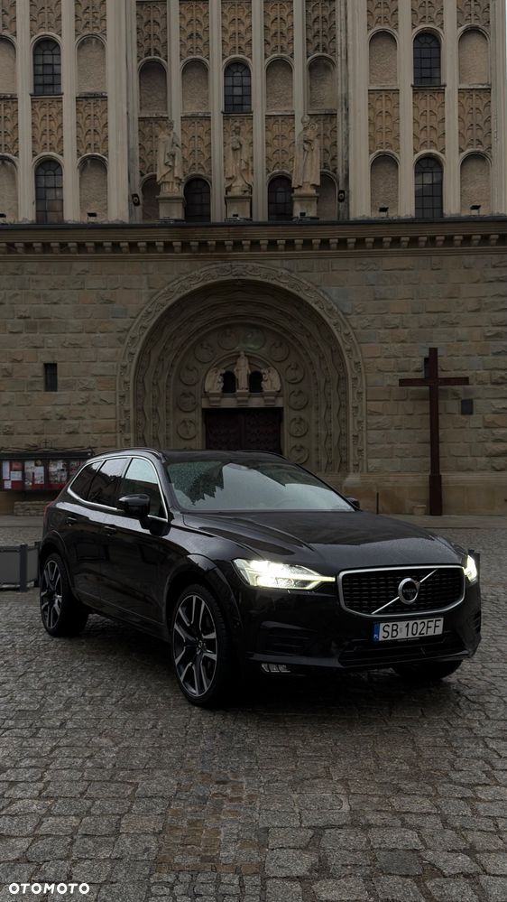 Volvo XC 60 T5 R-Design - 1