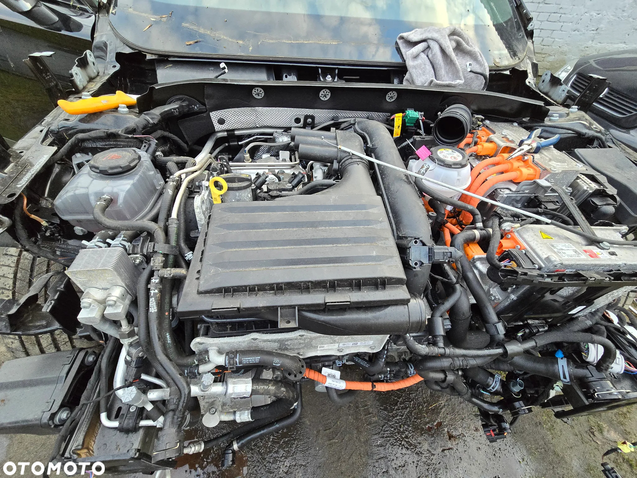 Cupra Formentor 1,4 Hybryda  22 rok Silnik - 2