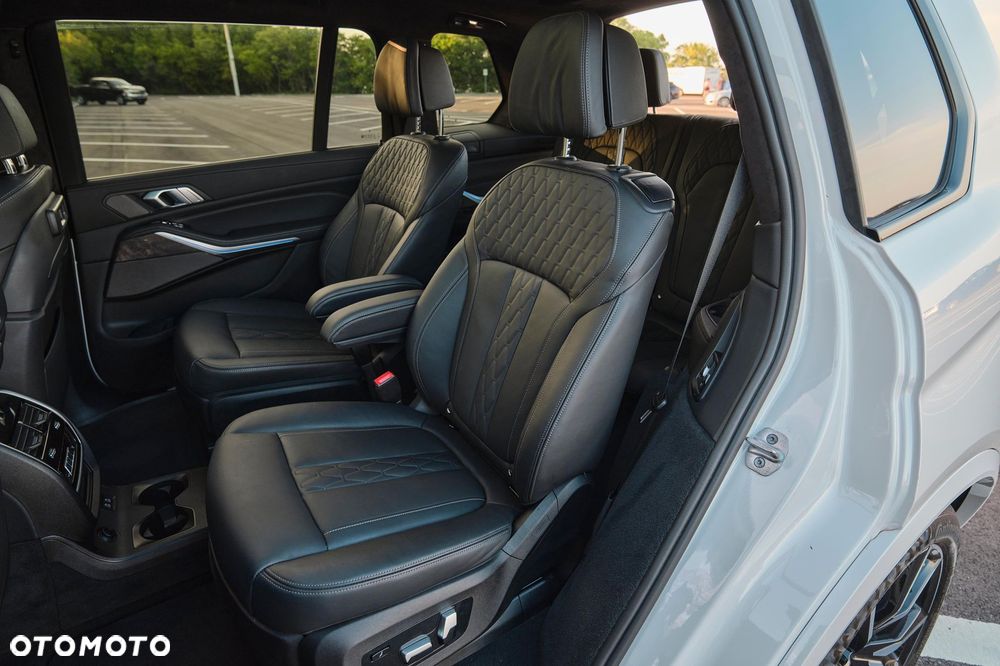 BMW X7 xDrive40i sport - 17