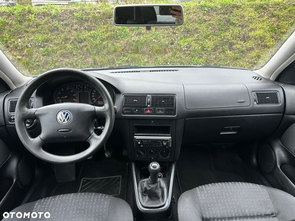 Volkswagen Golf 1.6 Basis - 12