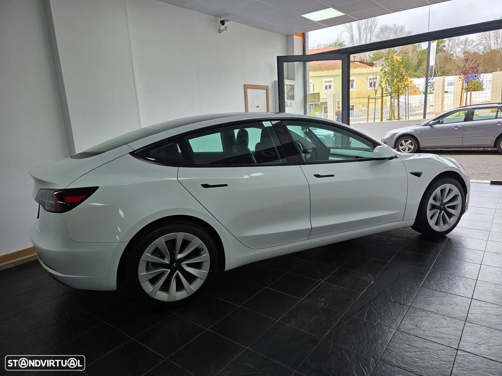 Tesla Model 3 Tração Traseira - 4