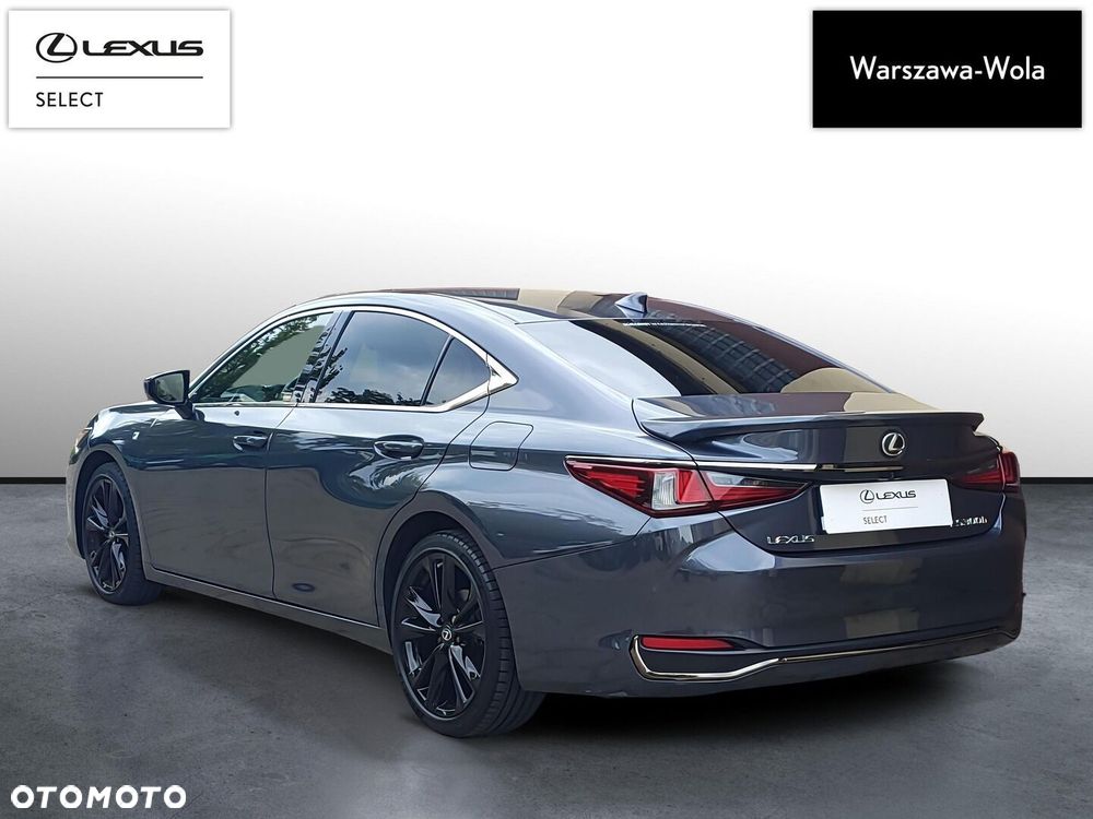 Lexus ES 300h F Sport Edition - 4