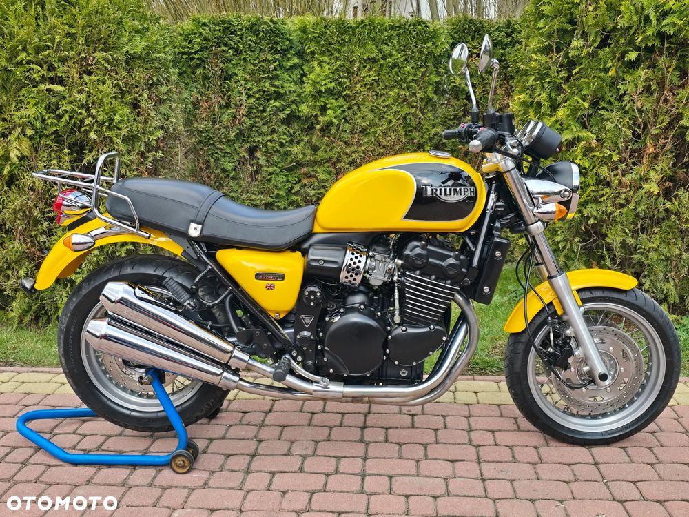 Triumph Thunderbird - 2