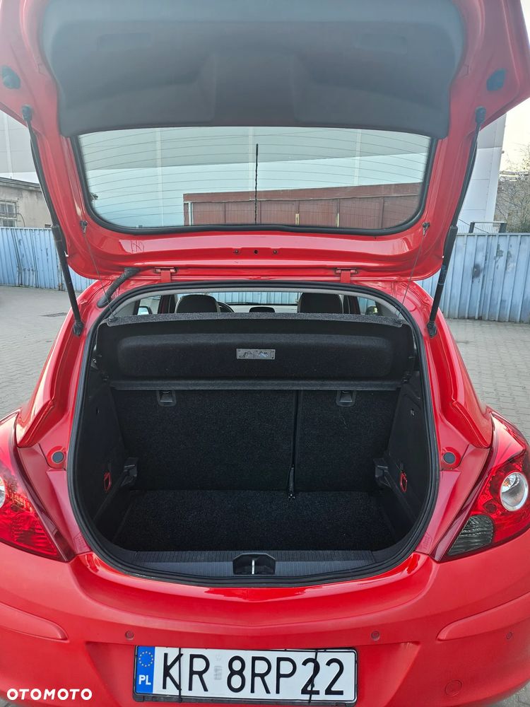 Opel Corsa 1.4 16V Innovation - 9