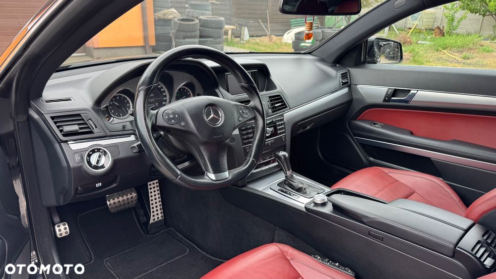 Mercedes-Benz Klasa E 250 CGI BlueEFFICIENCY Automatik Avantgarde - 19