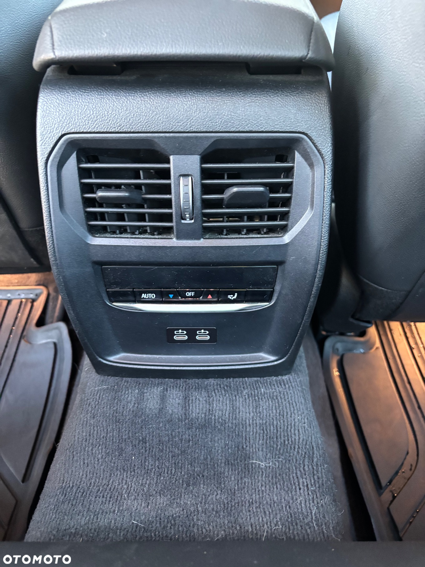 BMW Seria 3 318i - 11