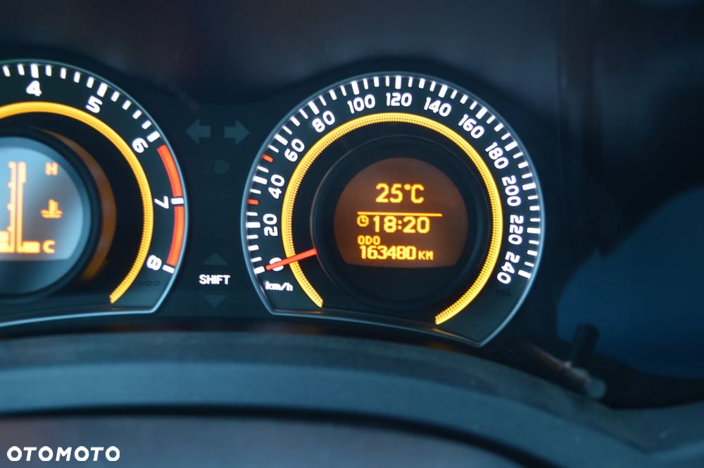 Toyota Auris - 22