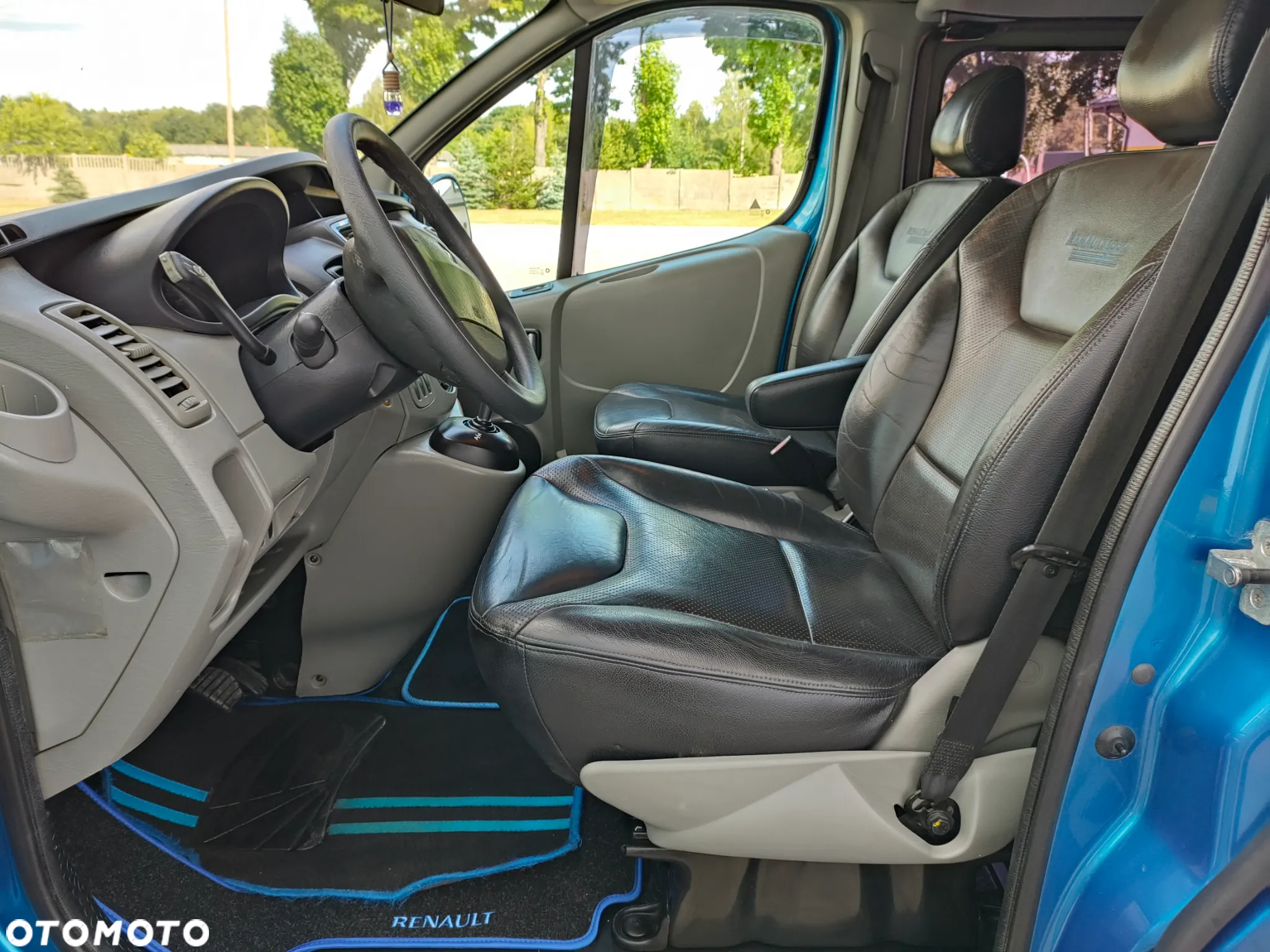 Renault Trafic brygadówka VPC - 12