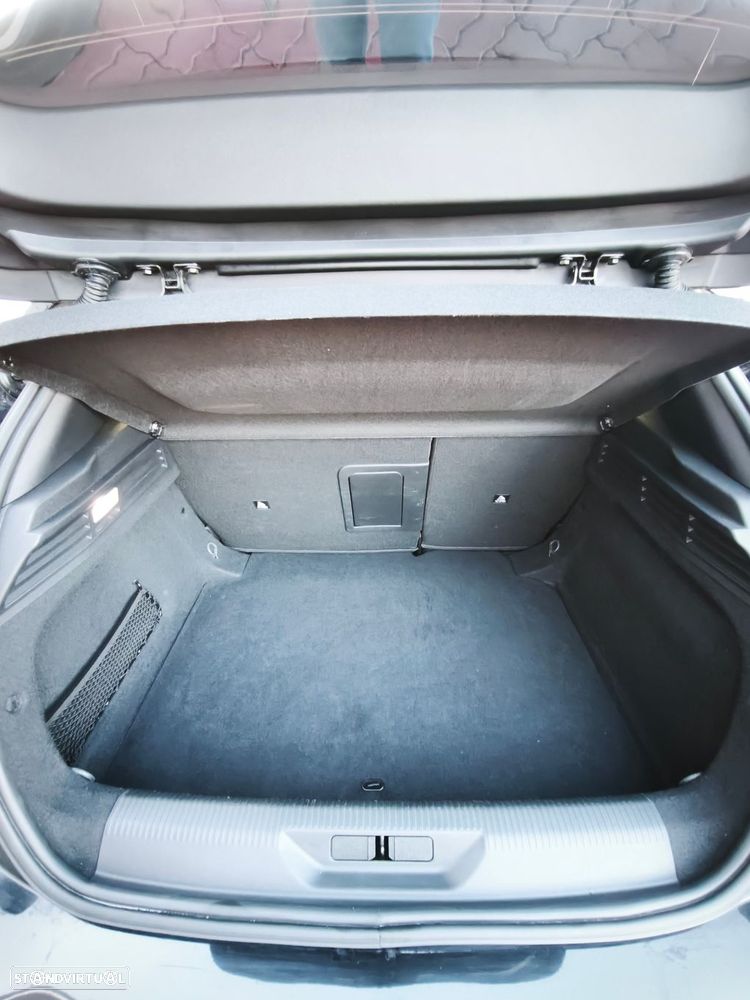 Peugeot 308 1.2 PureTech Allure - 25