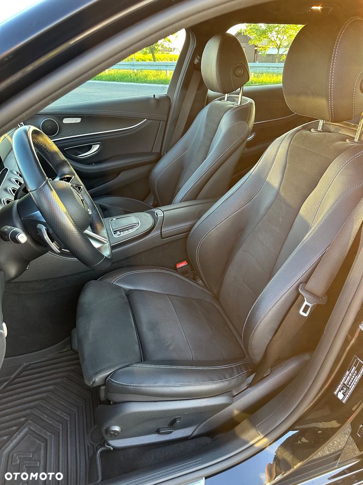 Mercedes-Benz Klasa E 300 9G-TRONIC AMG Line - 13