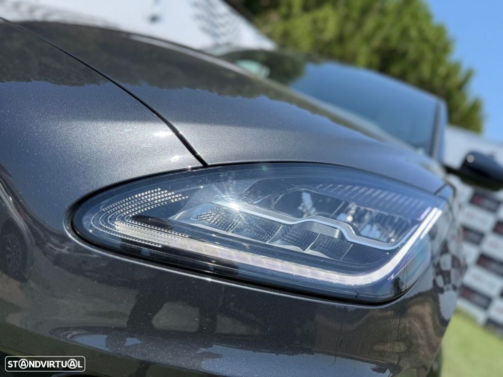Jaguar E-Pace 1.5 P300e R-Dynamic HSE AWD Aut. - 6