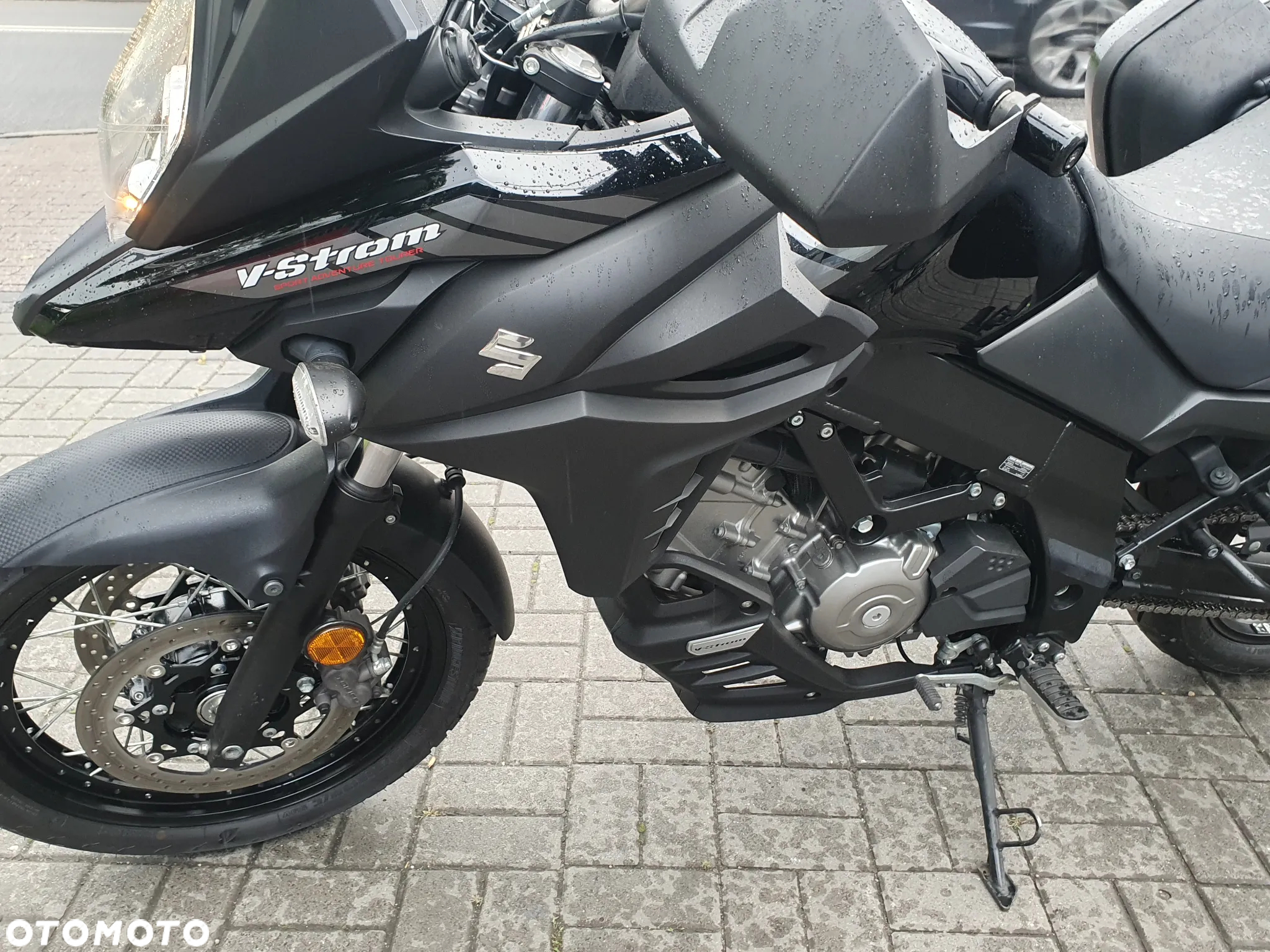 Suzuki V-STROM - 19