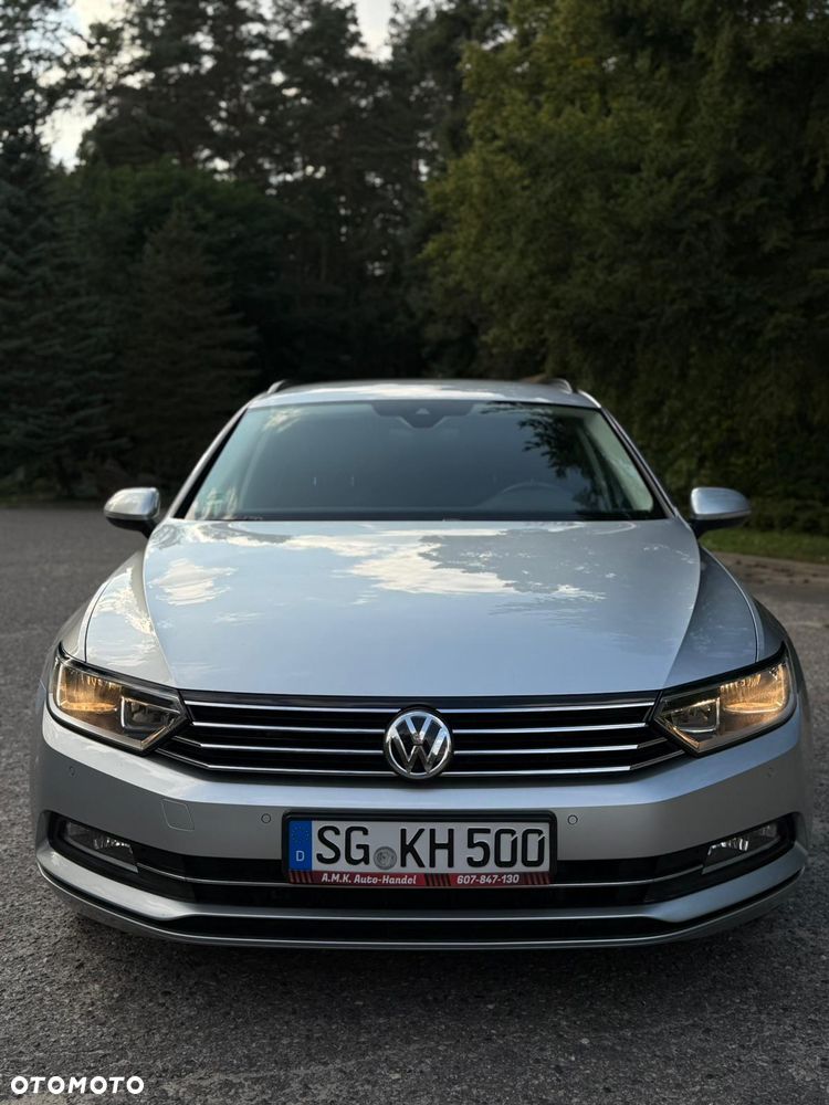 Volkswagen Passat - 8