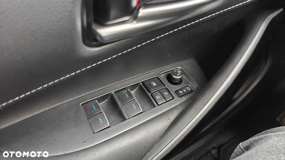 Toyota Corolla 1.8 Hybrid Comfort - 18