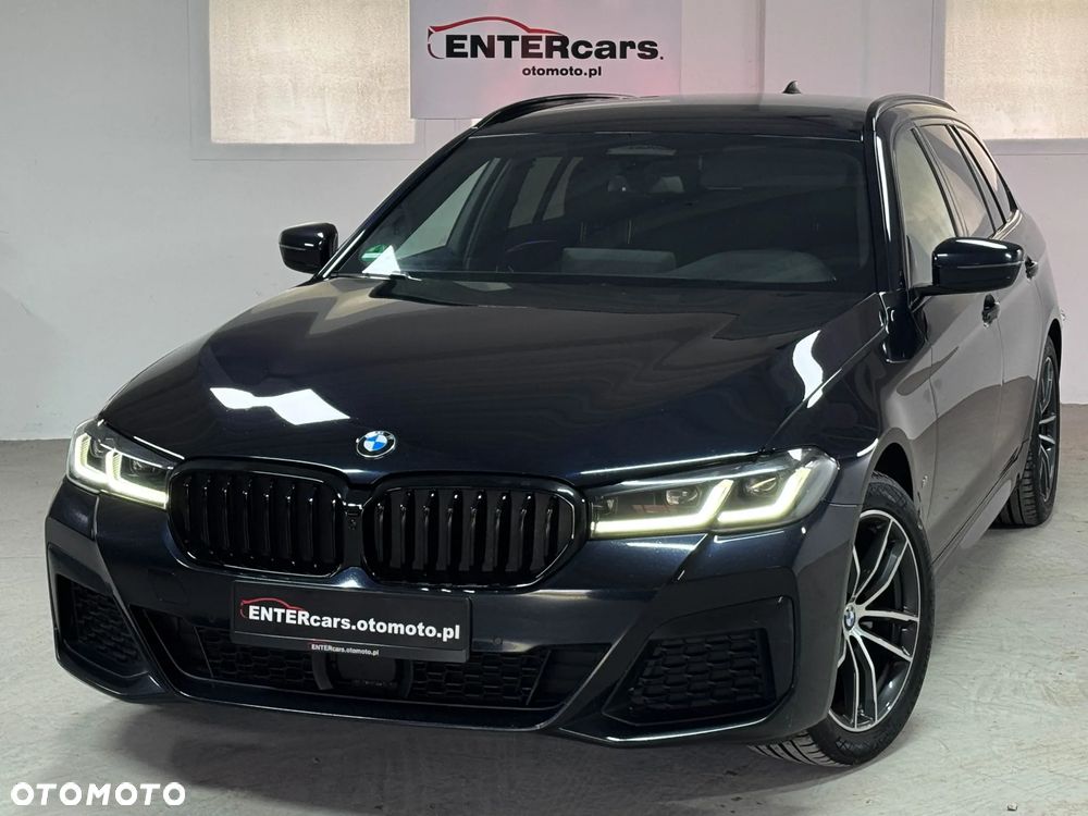 BMW Seria 5 520d xDrive Touring M Sport Edition - 11