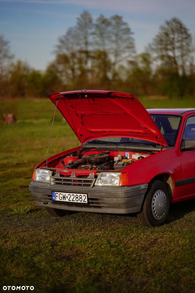 Opel Kadett 1.3 - 21