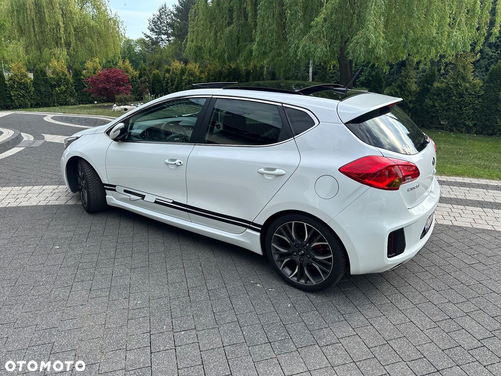 Kia Ceed 1.6 T-GDI GT XL - 26