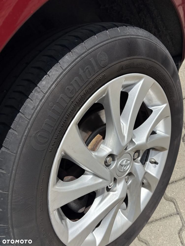 Toyota Auris 1.6 Premium - 9