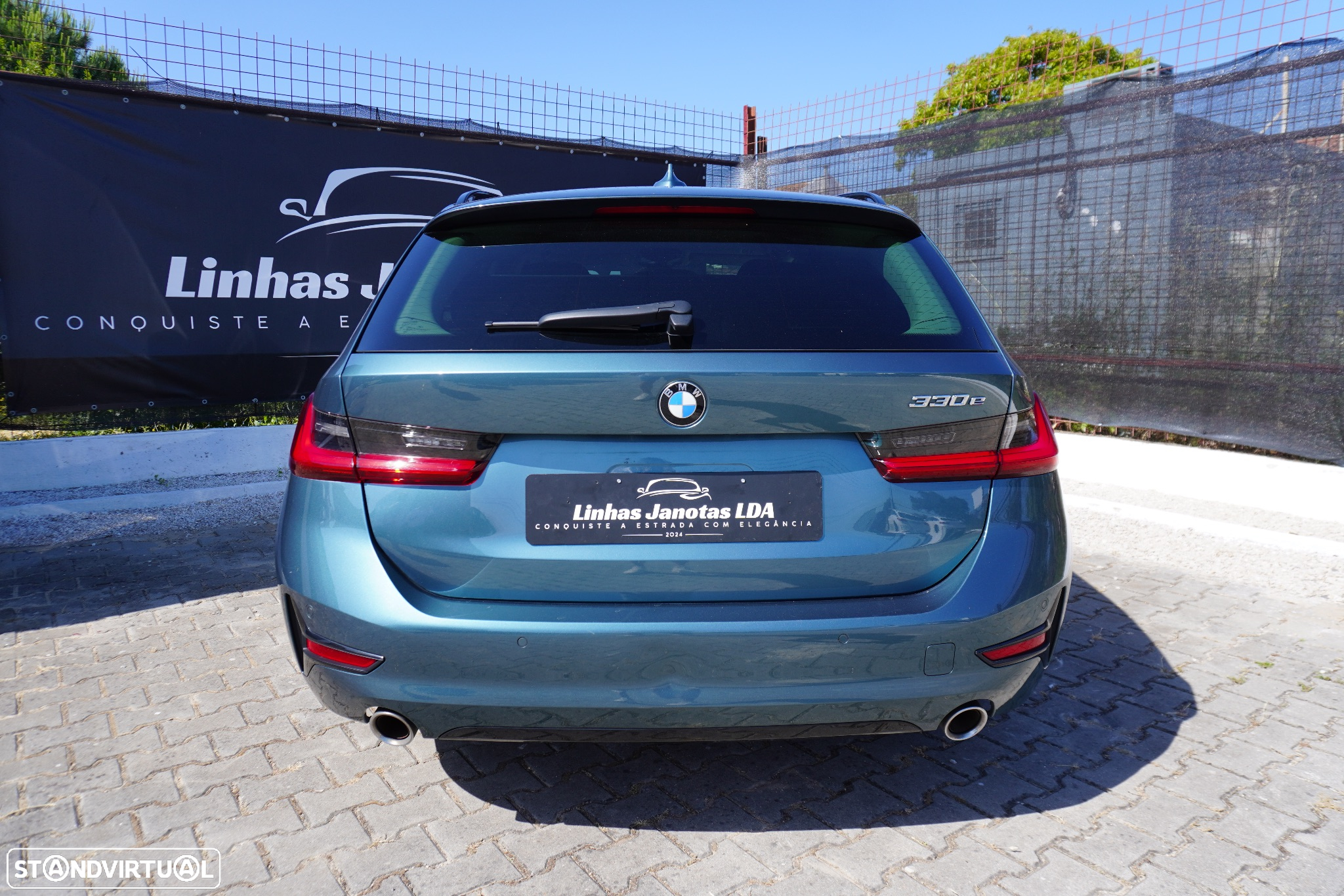 BMW 330 e Touring Line Sport Auto - 3