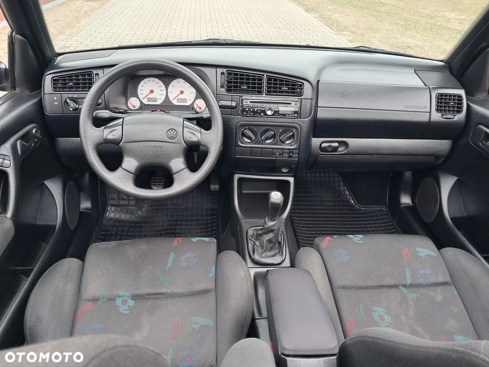 Volkswagen Golf 1.8 / 1.8 C - 7