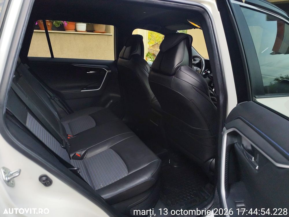 Toyota RAV4 2.5 VVT-iE 4x2 Dynamic - 8
