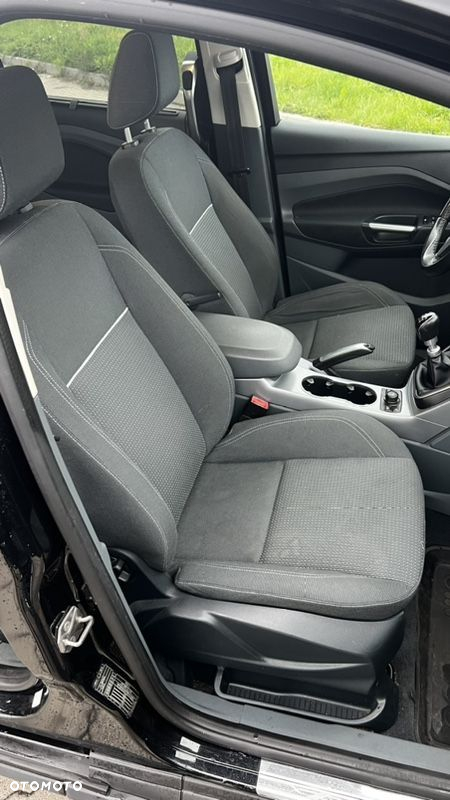 Ford Grand C-MAX - 17
