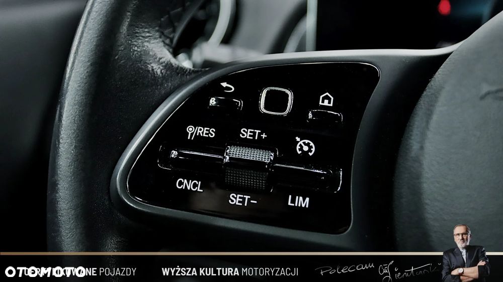 Mercedes-Benz GLB - 20