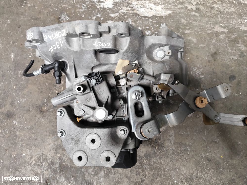 Opel Corsa E 1.3 CDTI / CAIXA DE VELOCIDADES - CV127 - 3