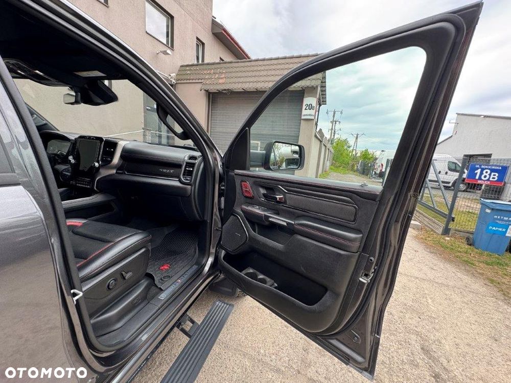 RAM 1500 TRX - 13