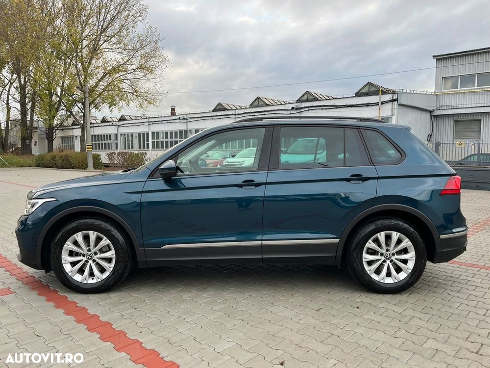 Volkswagen Tiguan - 5