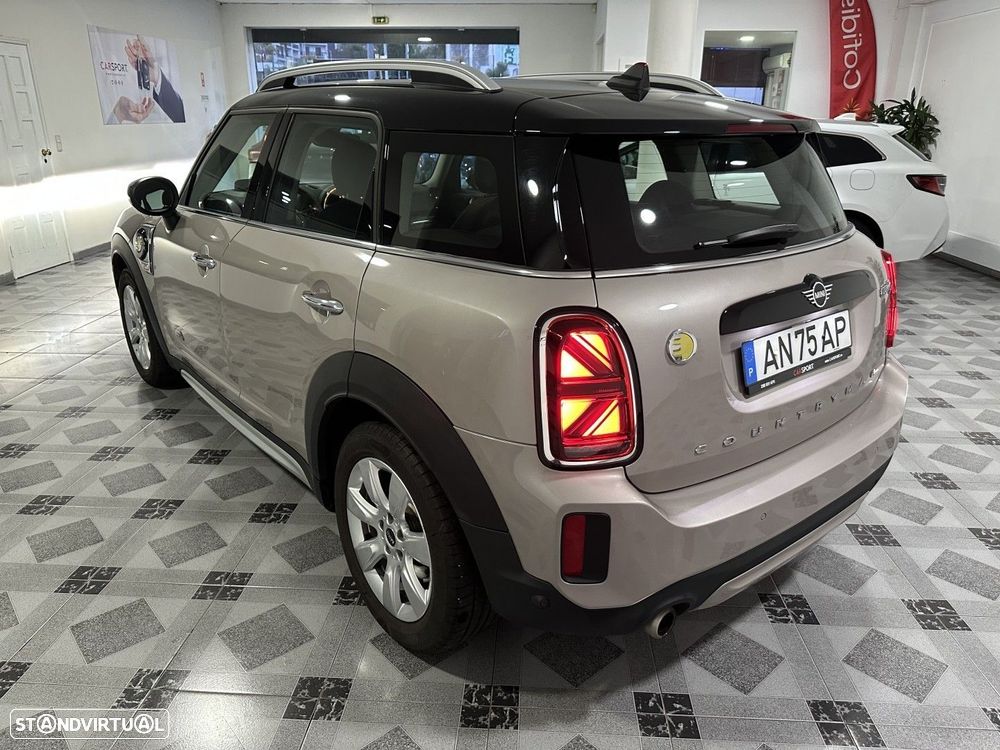 MINI Countryman Cooper SE ALL4 Auto - 4