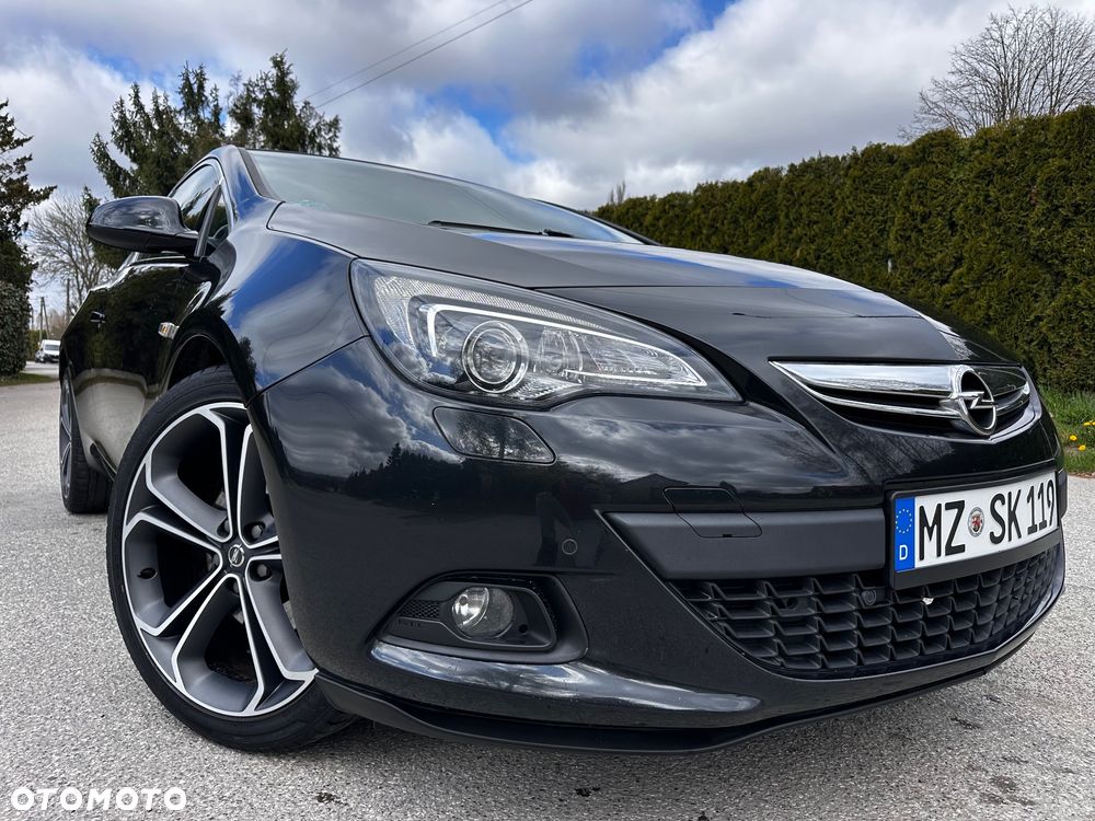 Opel Astra 1.6 Turbo Innovation - 2