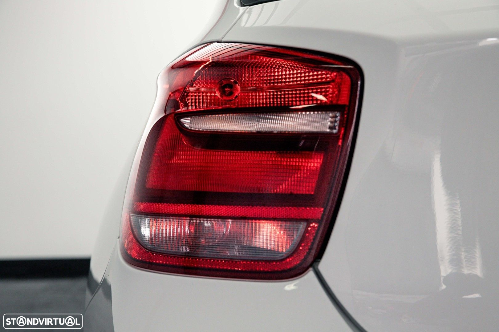BMW 116 d Line Urban - 16