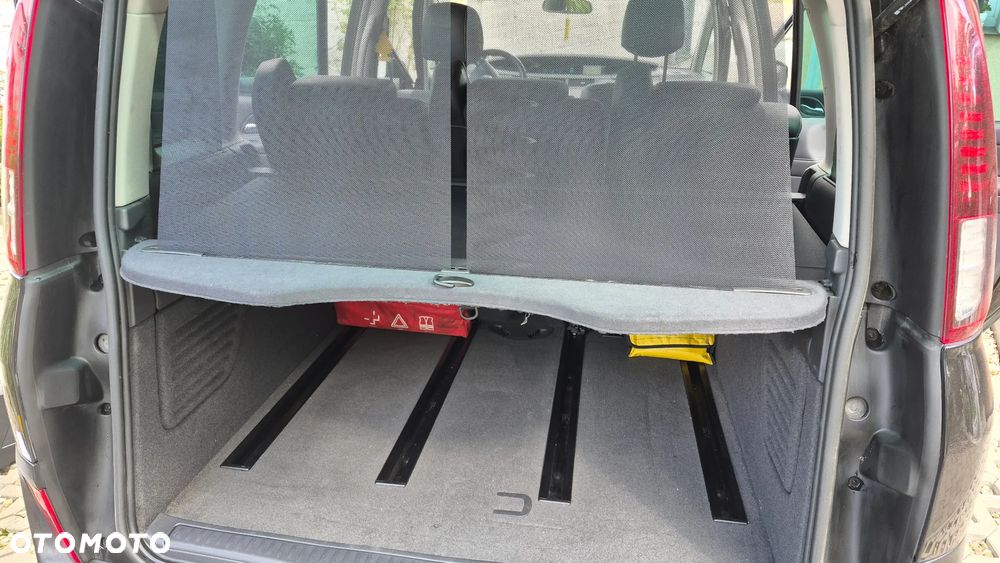 Renault Espace 2.0 dCi Privilege - 11