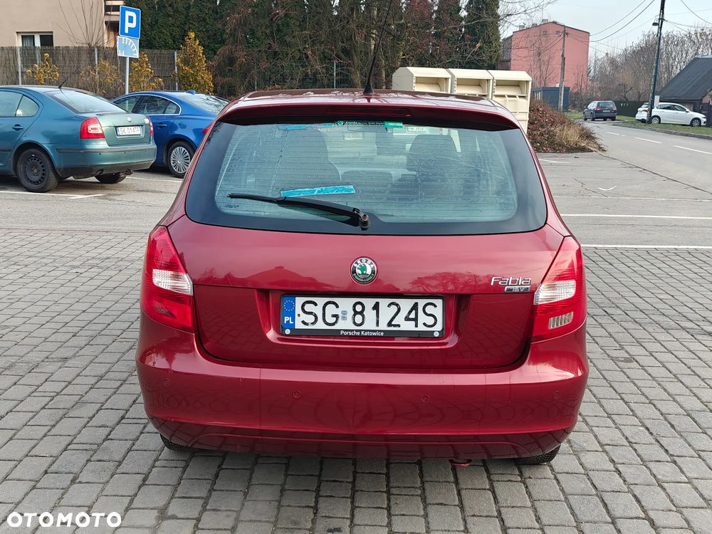 Skoda Fabia 1.4 16V Style - 25